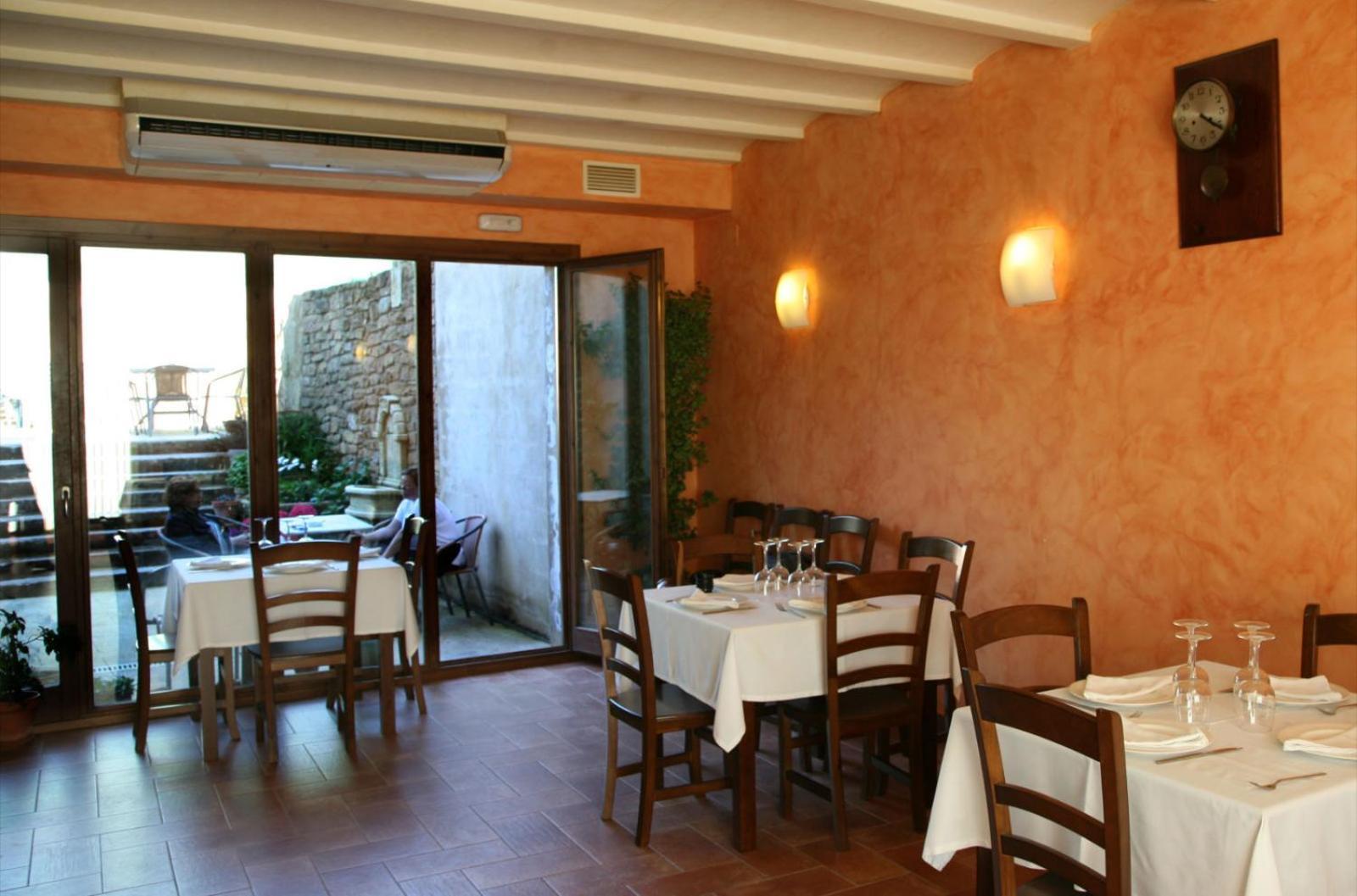 Hostal La Fuente Buera 외부 사진