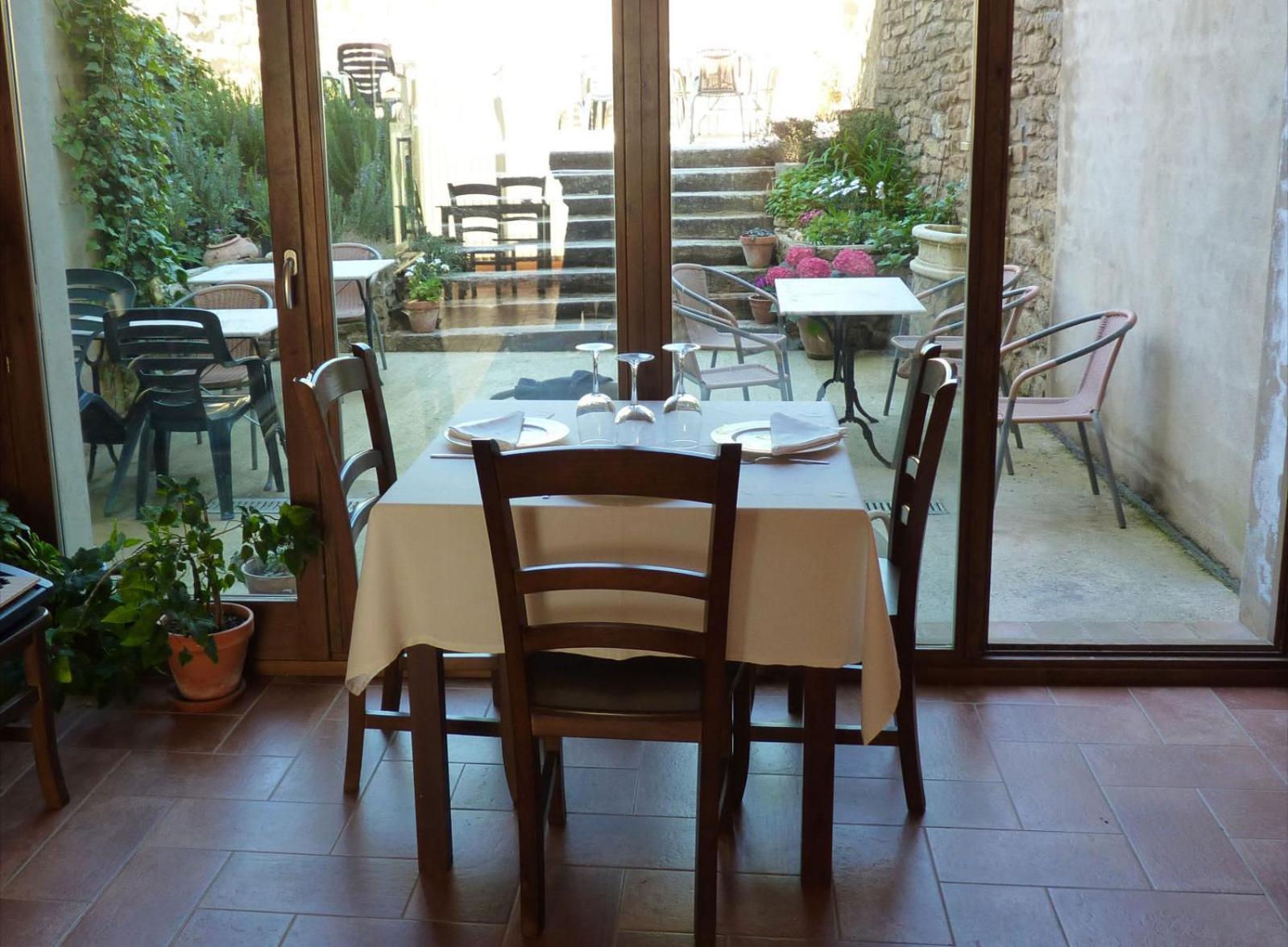 Hostal La Fuente Buera 외부 사진