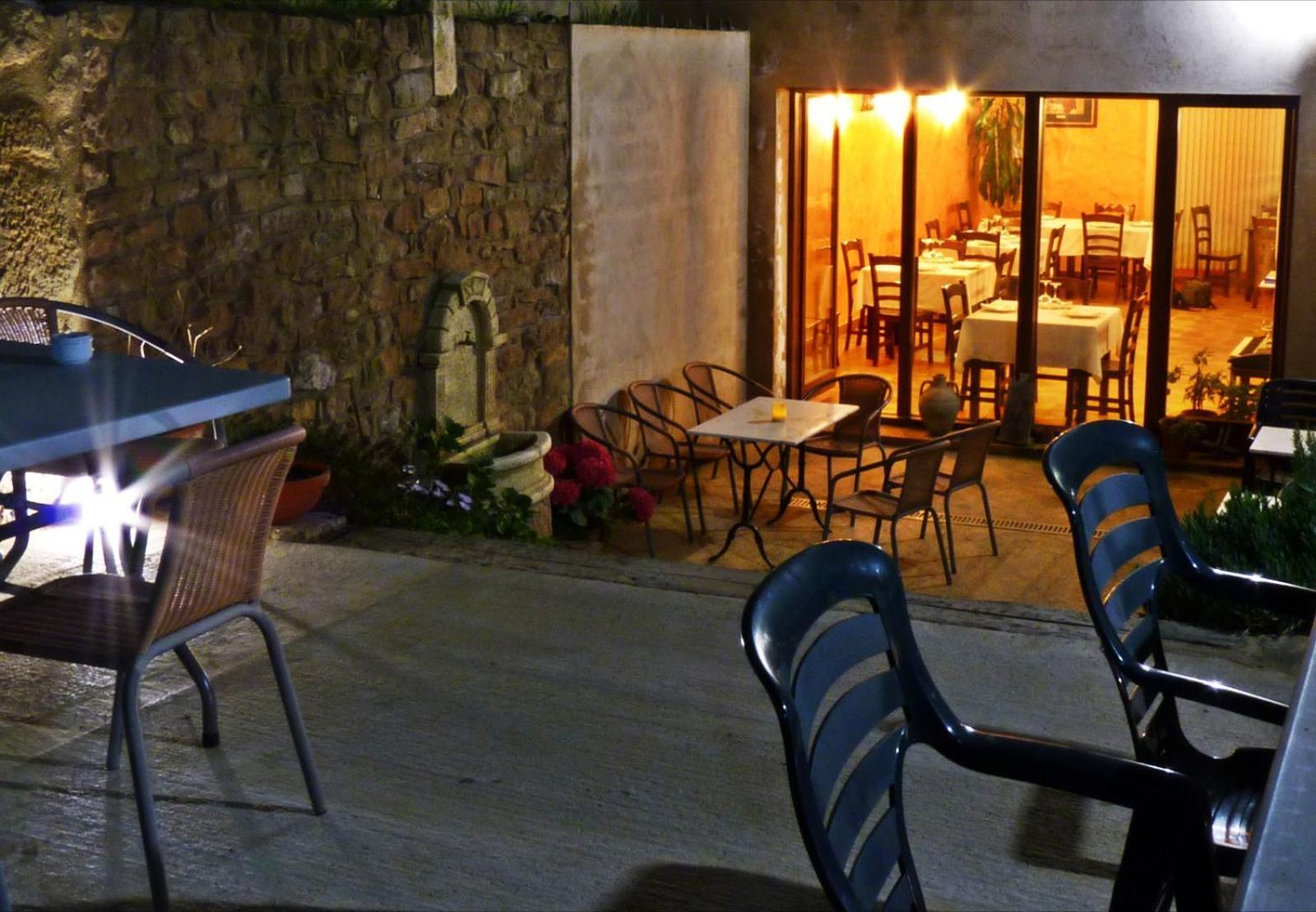 Hostal La Fuente Buera 외부 사진