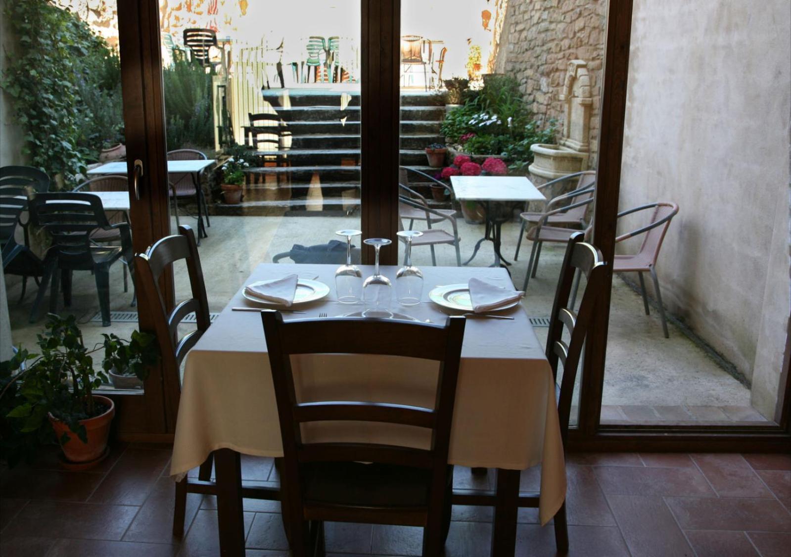 Hostal La Fuente Buera 외부 사진